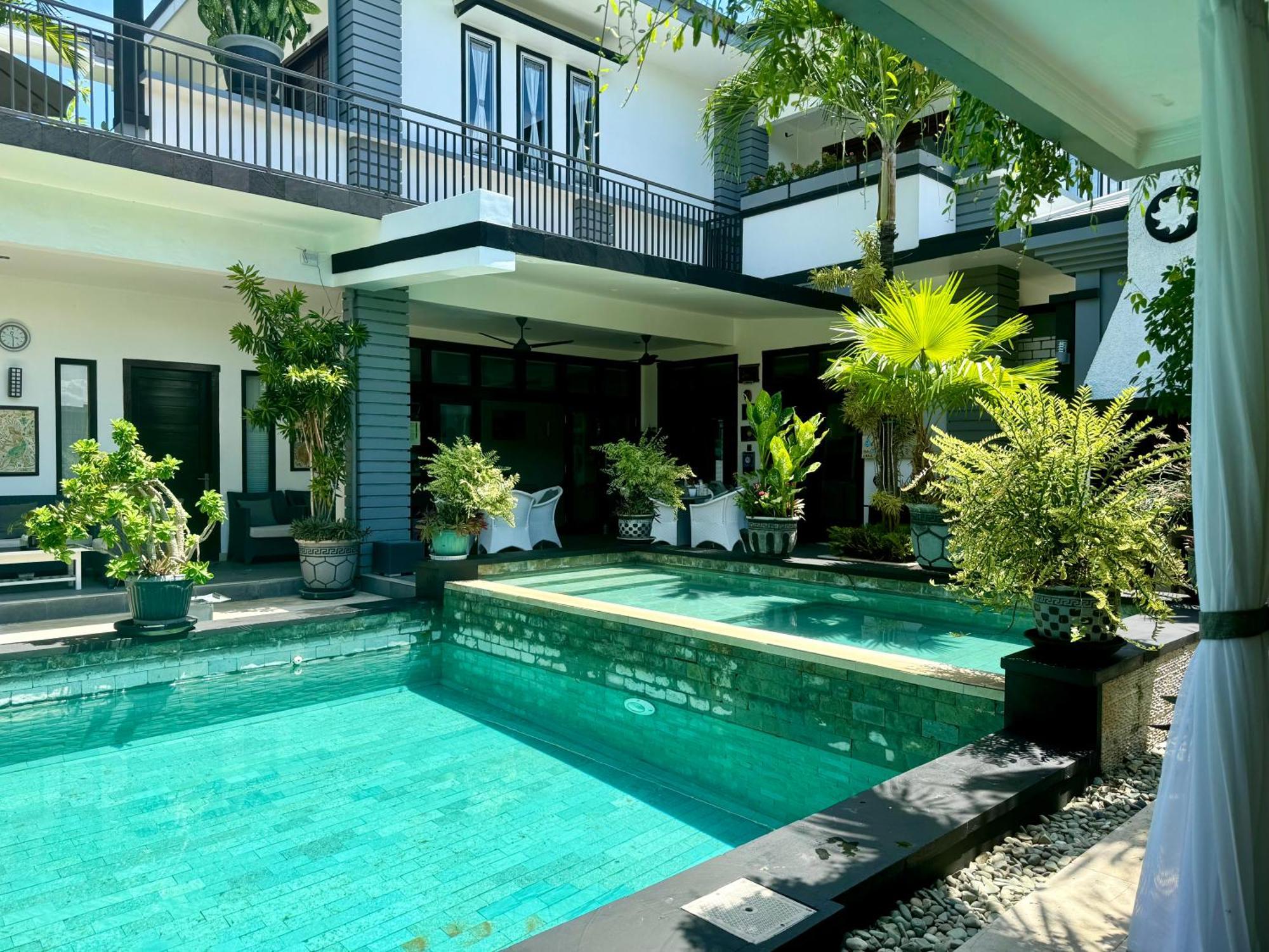 Villa Rumah Putih Abu Abu Сенггиги Экстерьер фото
