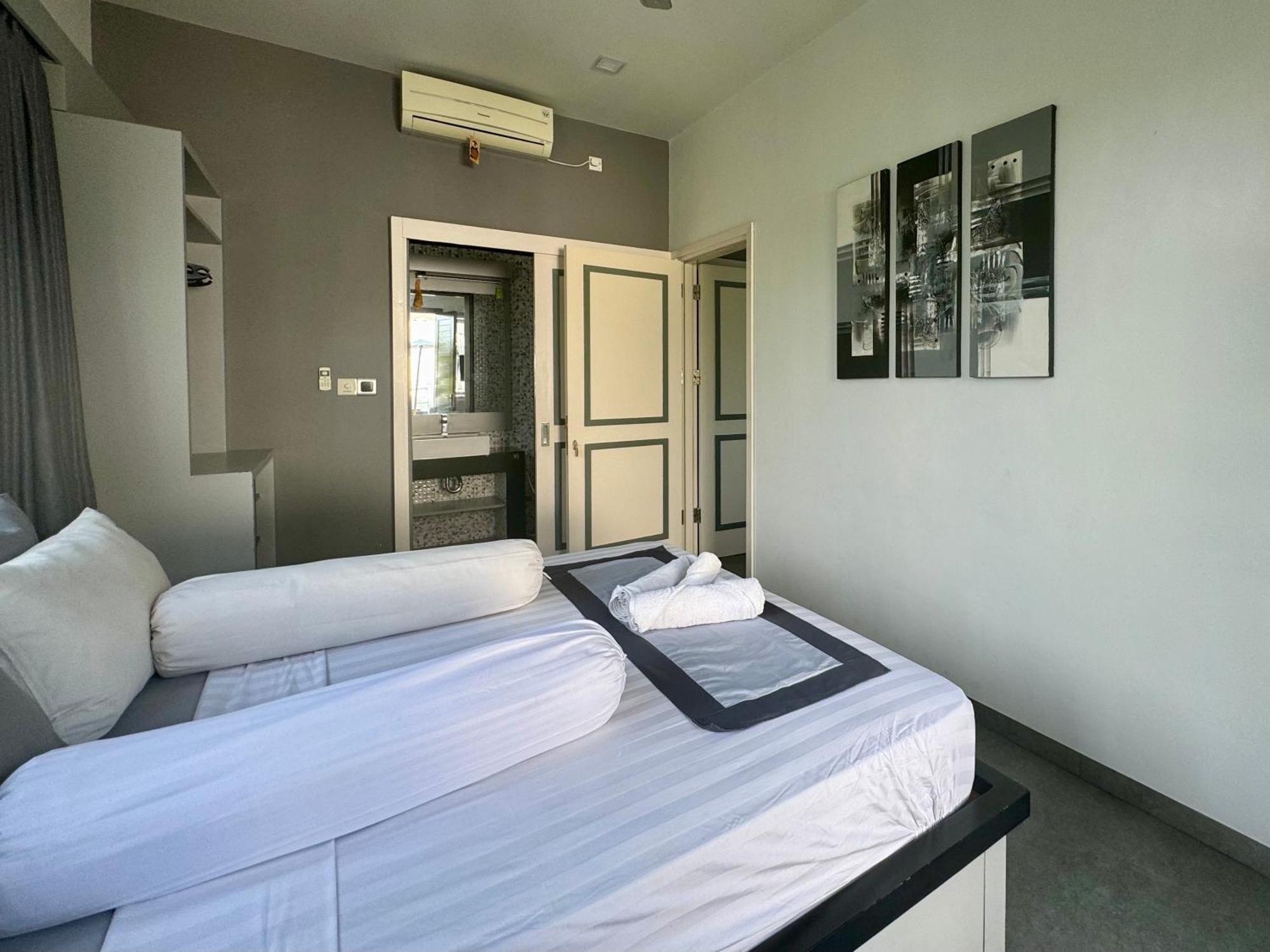 Villa Rumah Putih Abu Abu Сенггиги Экстерьер фото